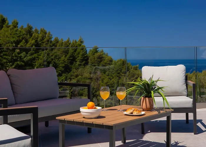 Kathisma Sunset Villlas *